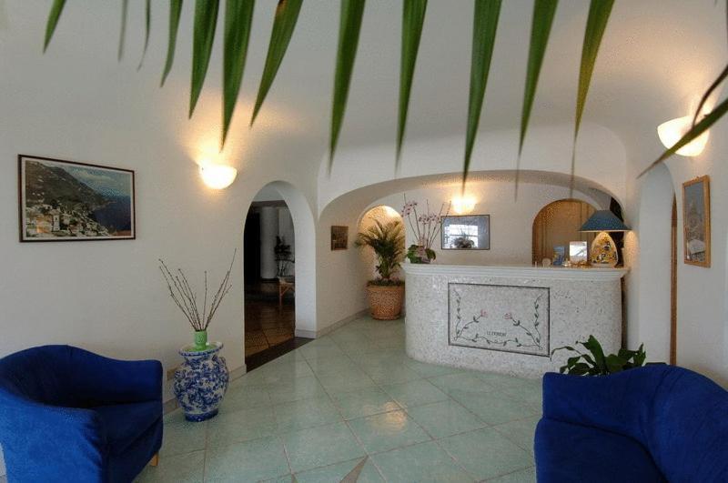 Hotel Le Fioriere Praiano Exterior foto