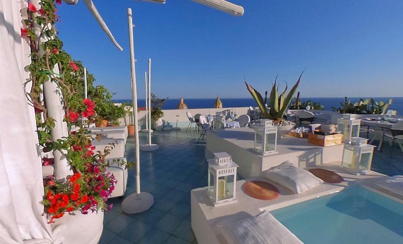 Hotel Le Fioriere Praiano Exterior foto